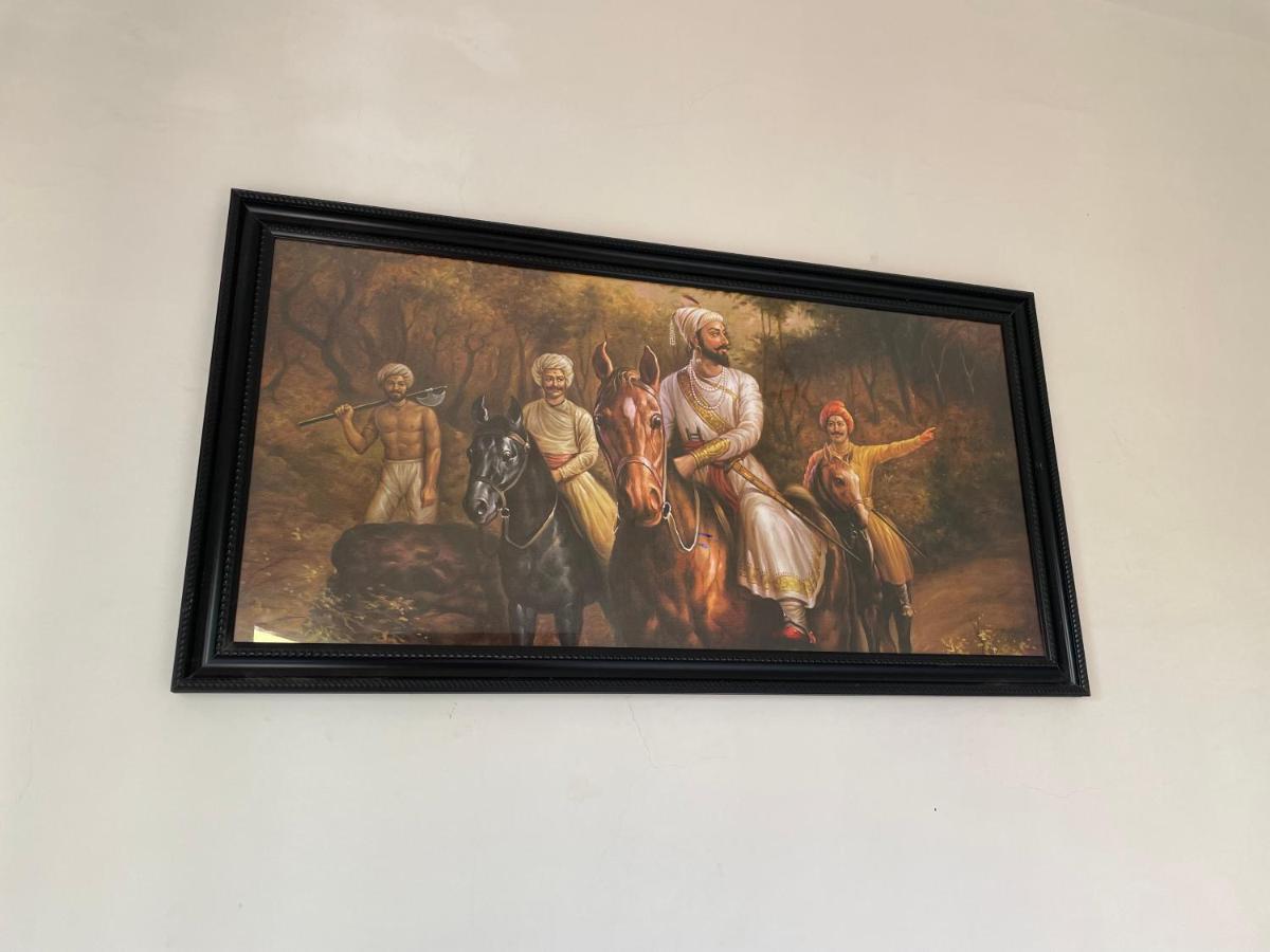 콜라푸르 Shree Sadguru Krupa Yatri Niwas 빌라 외부 사진